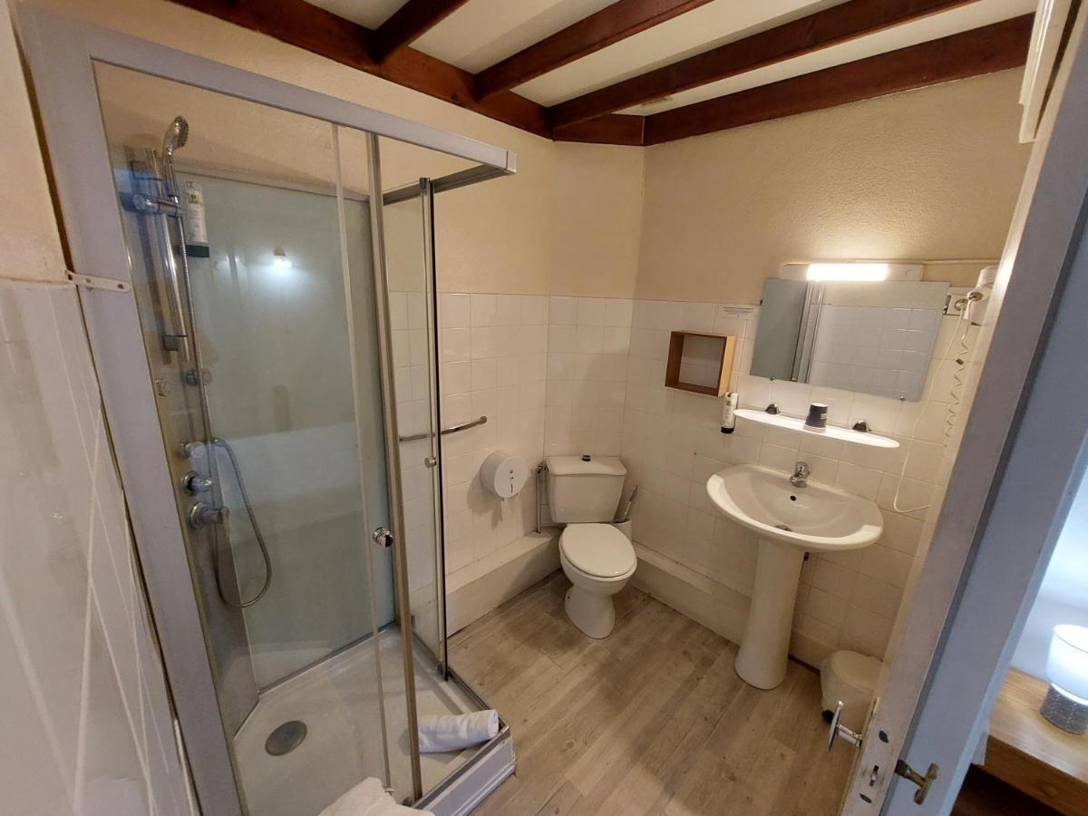 Logis Hotels - Hotel Le Boulevard Mazamet Eksteriør billede