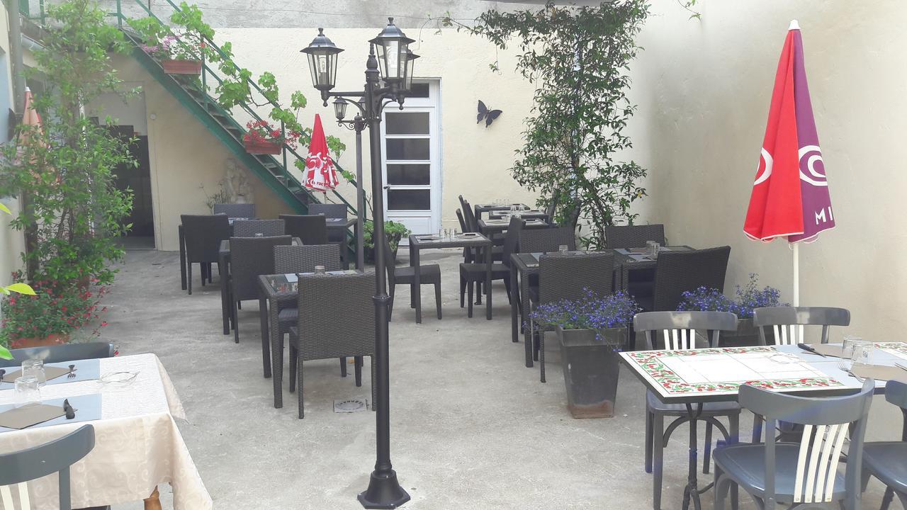 Logis Hotels - Hotel Le Boulevard Mazamet Eksteriør billede